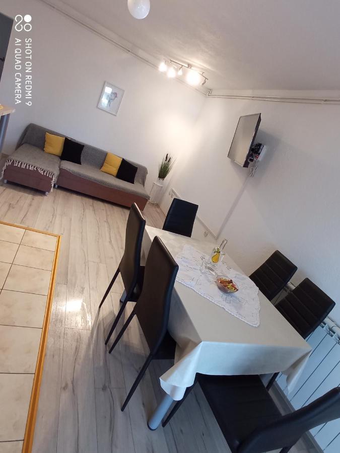 Apartment Lika Gospić Eksteriør billede